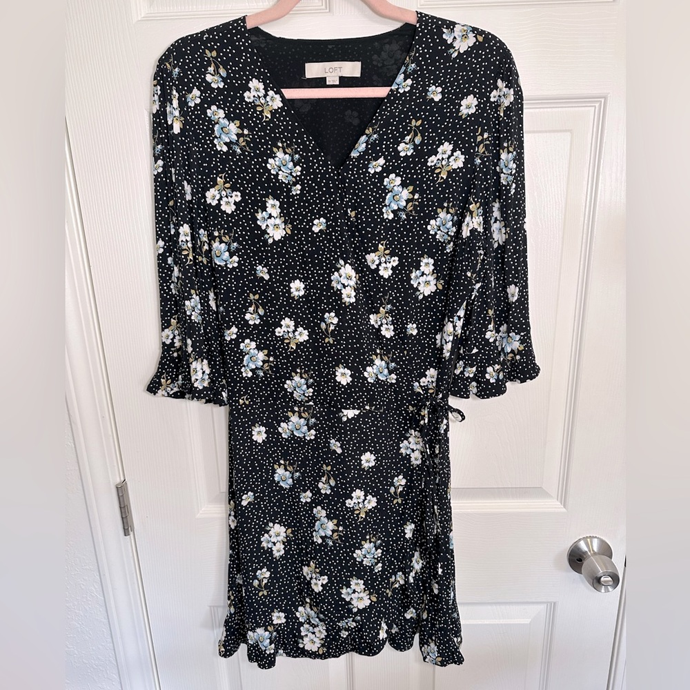 (Loft) Loft Floral Tie Waist Navy Blue Romper Dress, size 10
